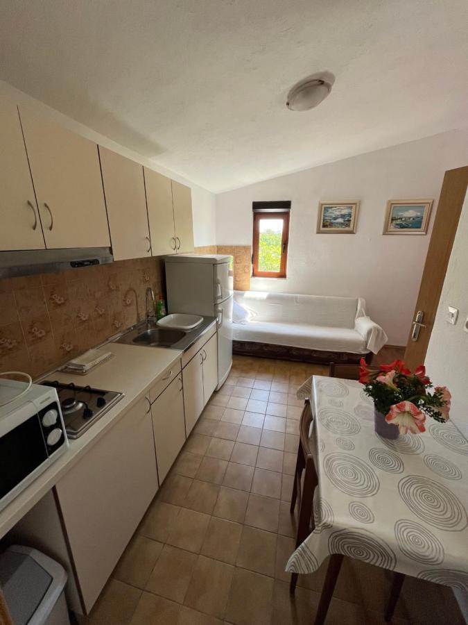 Apartmani Sekana Starigrad Paklenica Luaran gambar