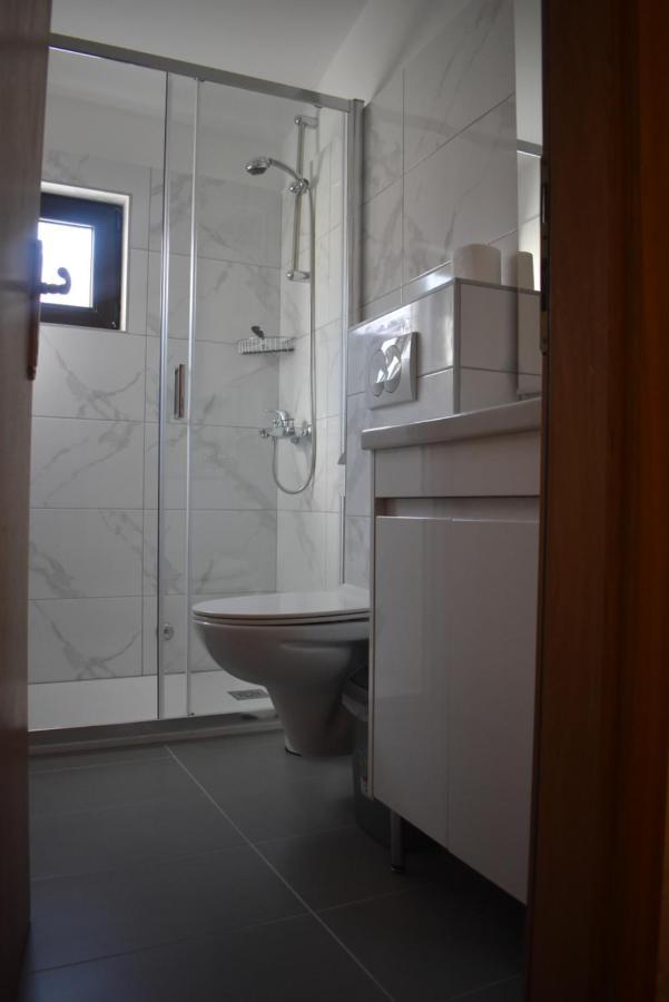 Apartmani Sekana Starigrad Paklenica Luaran gambar