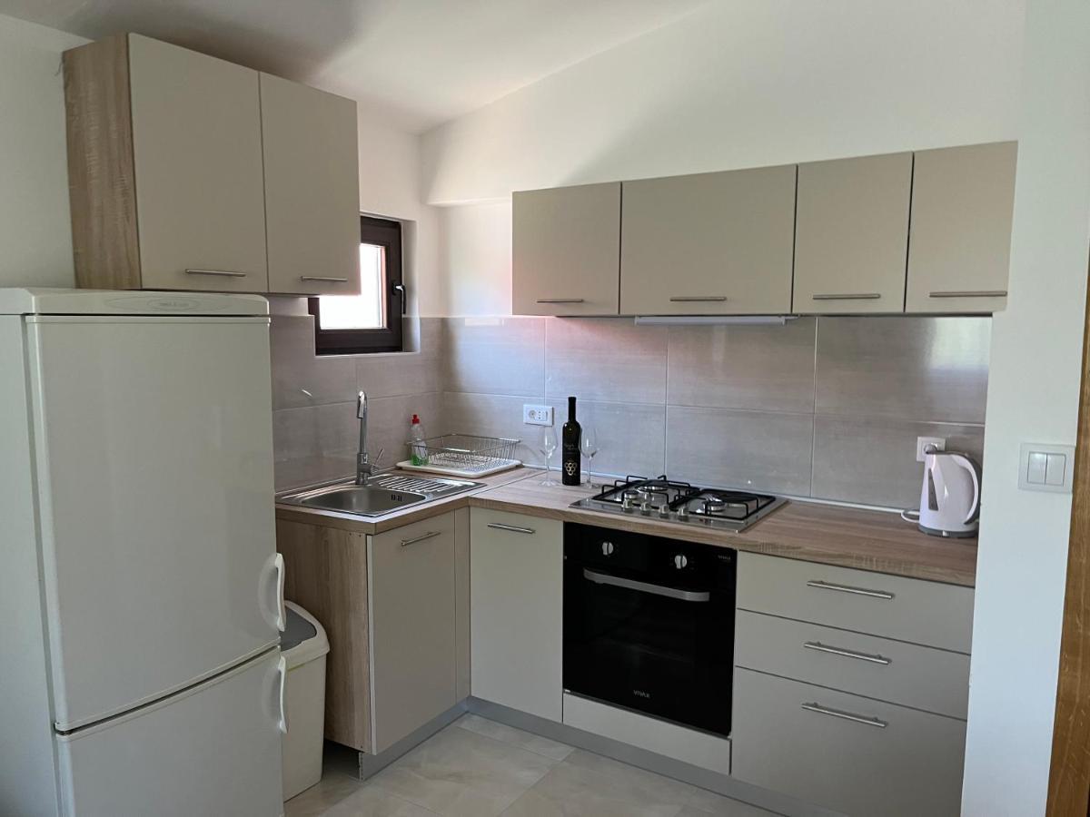 Apartmani Sekana Starigrad Paklenica Luaran gambar